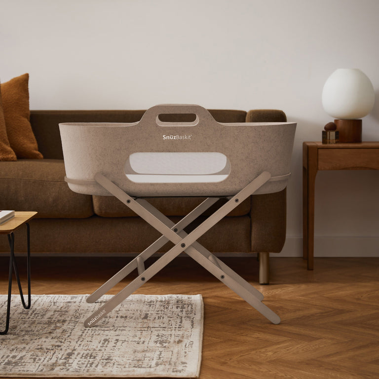 Cesto Moisés SnuzBaskit Mocha e Suporte Mocha